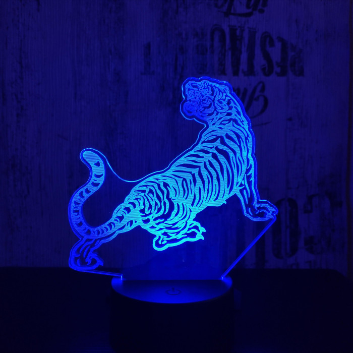 Tigris  7 színű 3D led lámpa