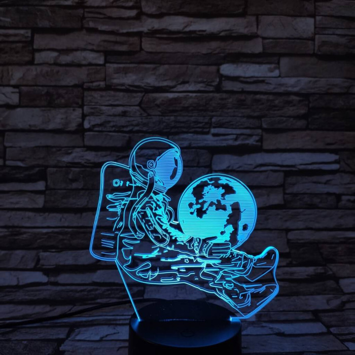 Asztronauta 7 színű  3D led lámpa