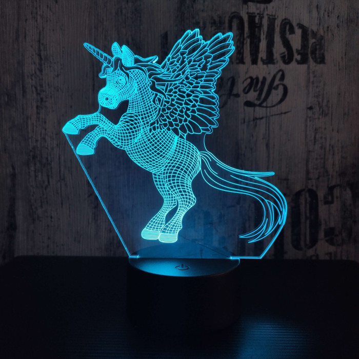 Ágaskodó pegazus 7 színű 3D led lámpa