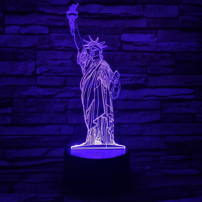Szabadság-szobor 7 színű 3D led lámpa