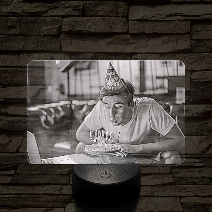 Kedves születésnapi ajándék nőknek és férfiaknak 7 színű 3D led lámpa