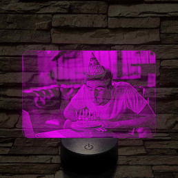 Kedves születésnapi ajándék nőknek és férfiaknak 7 színű 3D led lámpa