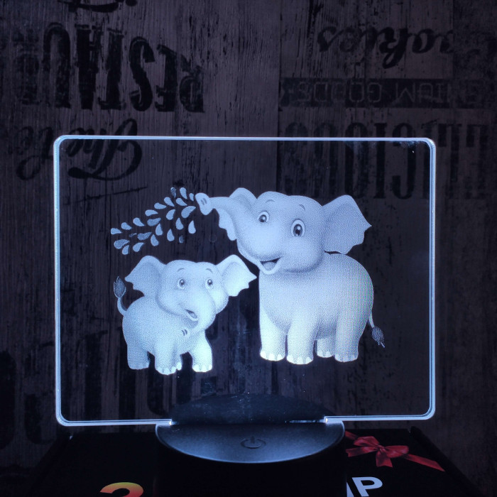 Elefánt anya és bébi 7 színű valósághű 3D led lámpa