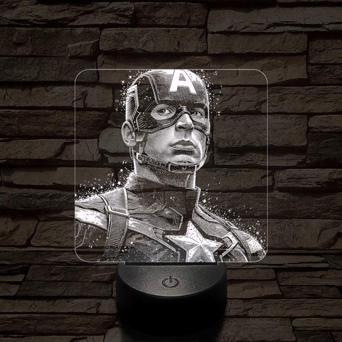 Hős Kapitány 7 színű valósághű 3D led lámpa