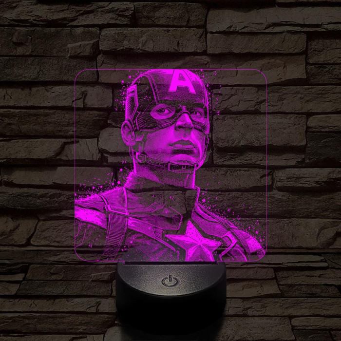 Hős Kapitány 7 színű valósághű 3D led lámpa