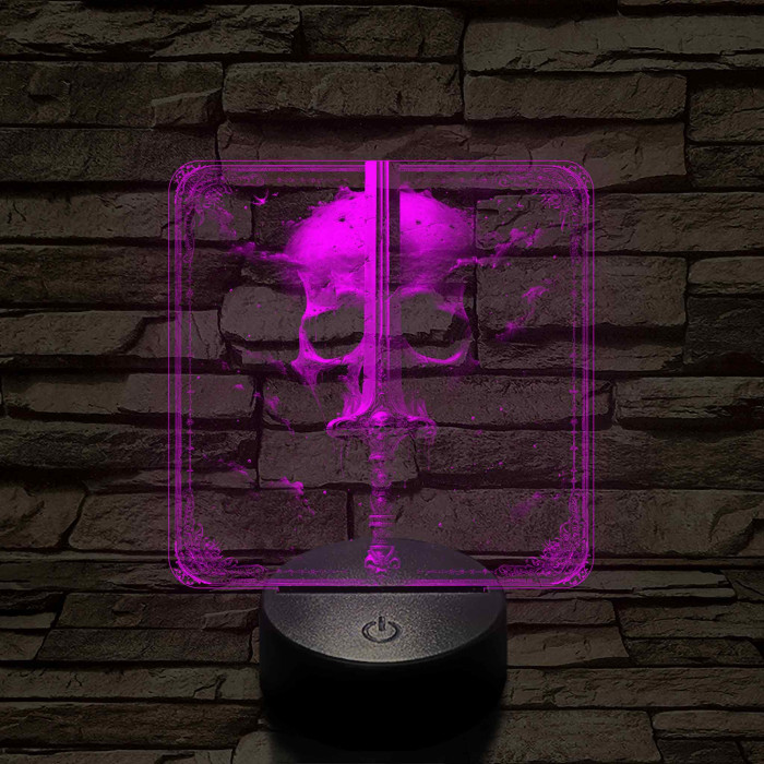 Koponya és kard 7 színű, valósághűen gravírozott 3D led lámpa