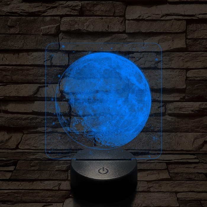 A Hold teljes pompájában 7 színű valósághű 3D led lámpa